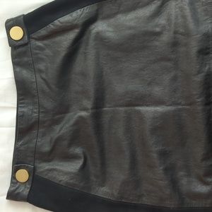 Diane von Furstenberg Women's DVF Gold Button Black Leather & Suede Skirt Size 6